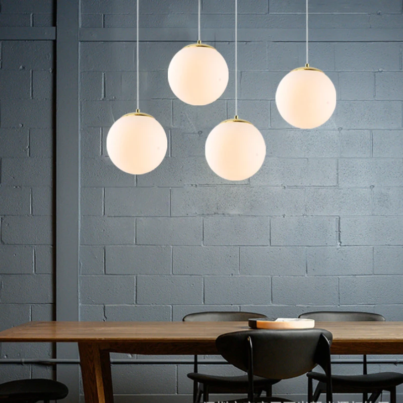 Candelabro de bola de cristal de una sola cabeza, accesorio de iluminación de decoración de dormitorio, Bar y restaurante con personalidad creativa