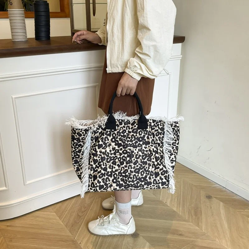 

Классическая элитная женская сумка, большая вместительная сумка для делового отдыха, винтажная модная пригородная сумка