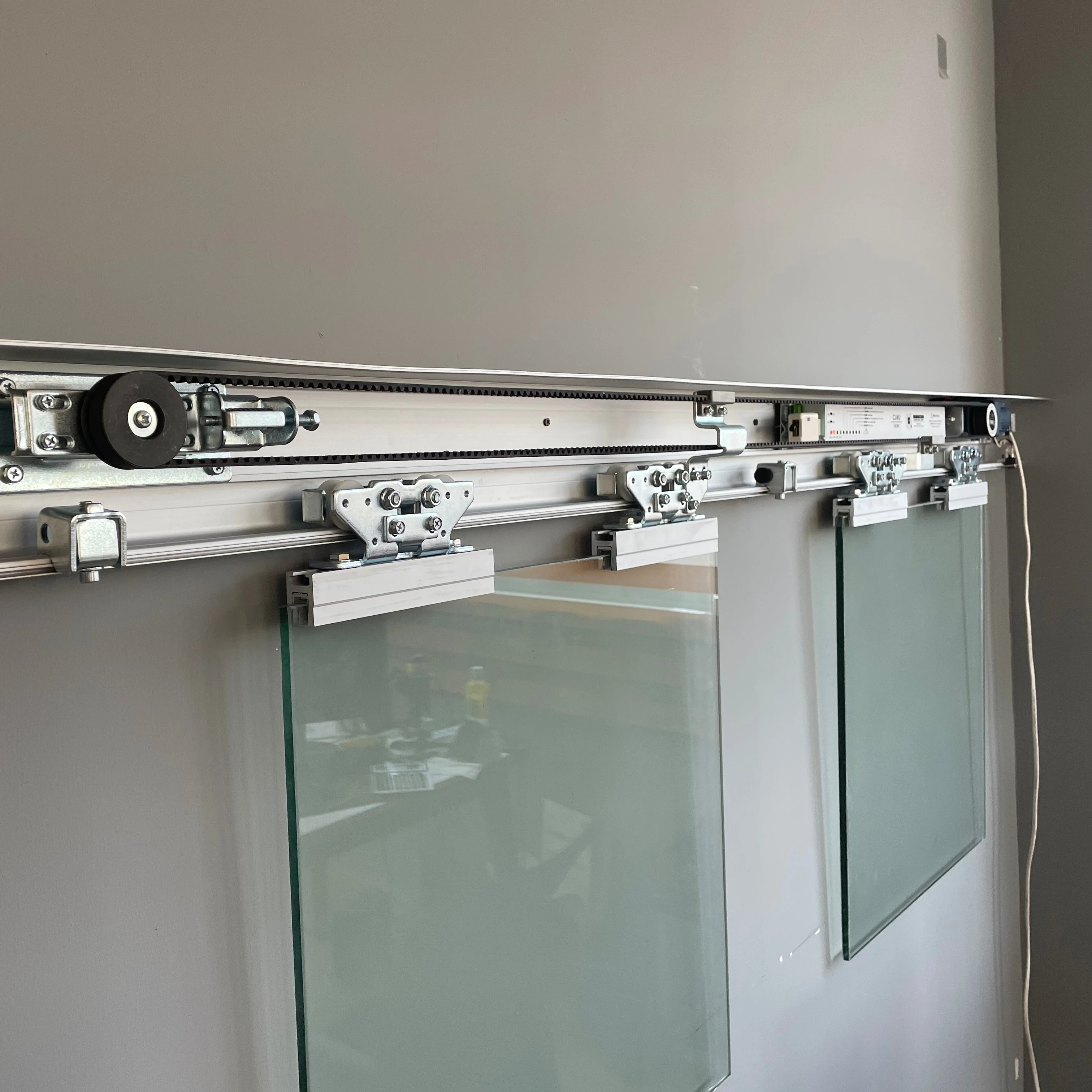 

Hot selling:Sliding Mechanism Home Automation DC Brushless Motor Automatic Glass Sliding Remote Control Door Opener