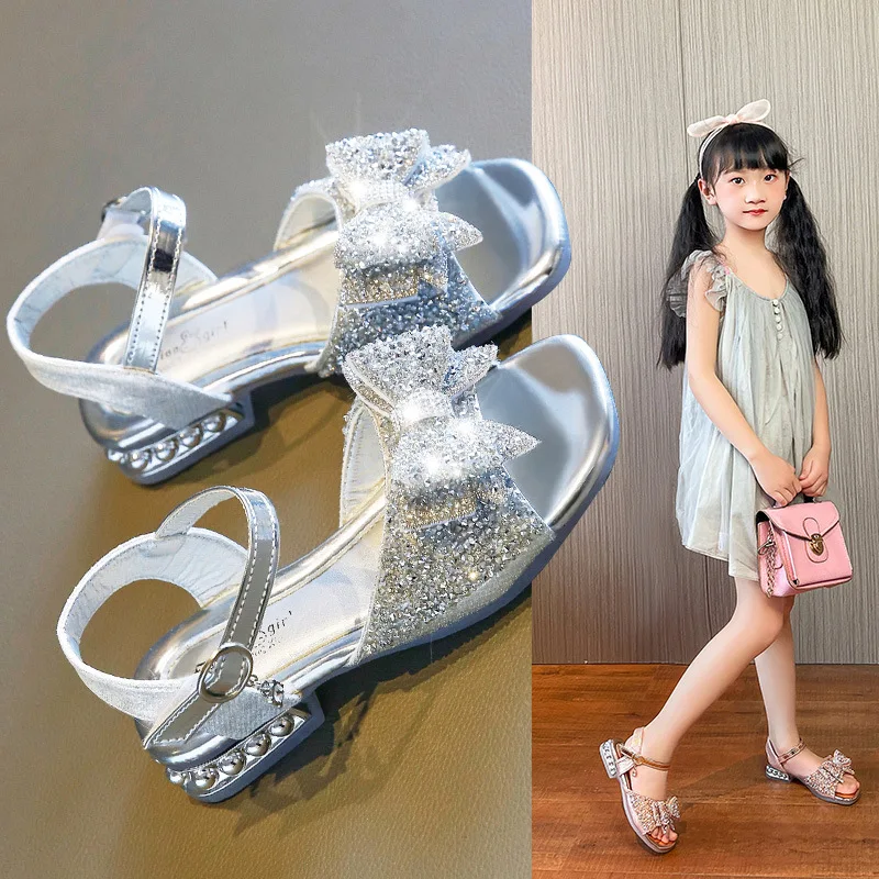 

Smmer Girls Sandals Children High Heel Luxury Diamond Bowknot Princess Crystal Dance Shoes Silver Kids Student Performance Shoes