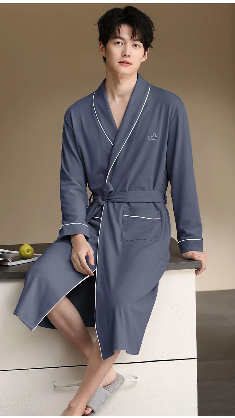 Bata para hombre de manga larga