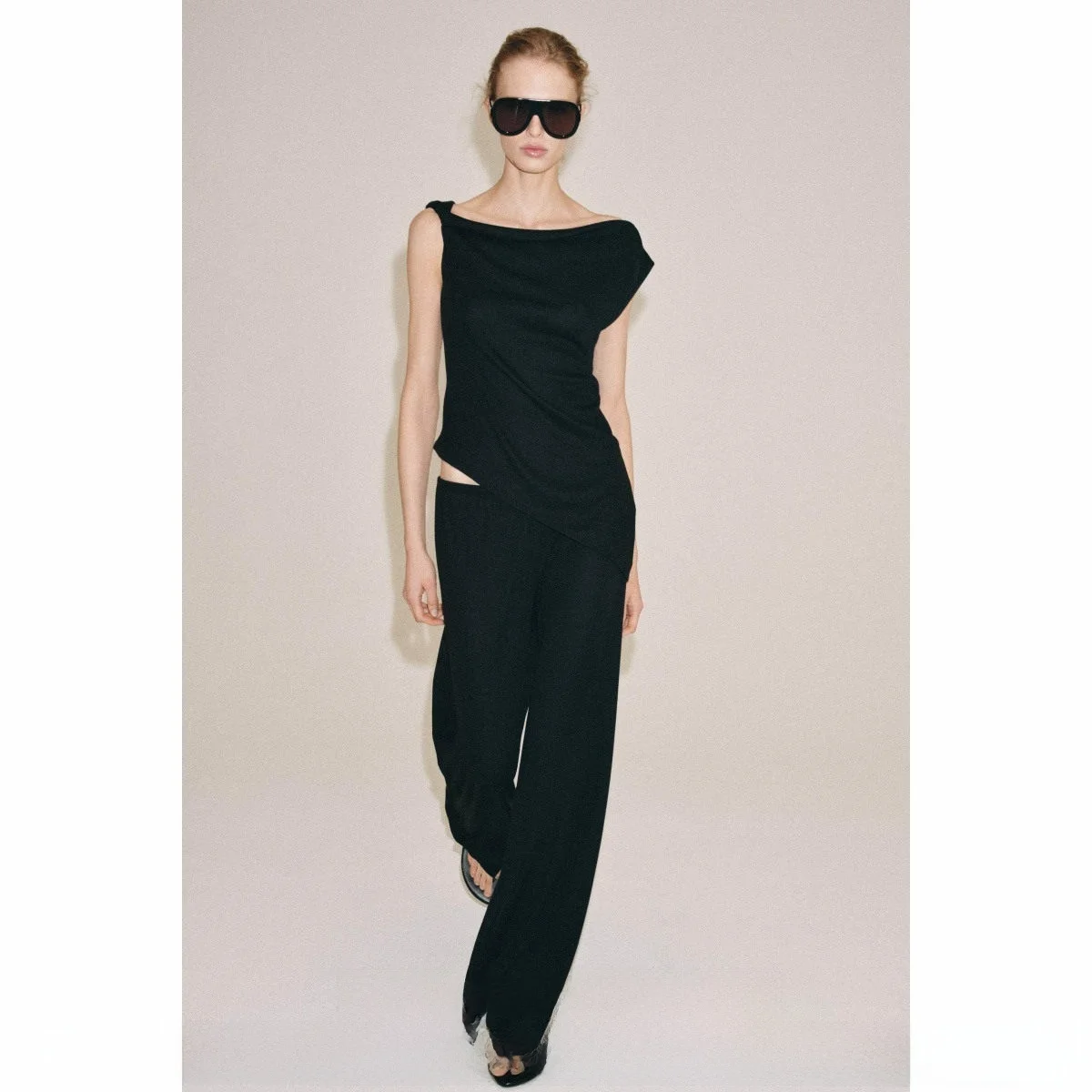 Summer 2026 New Women's Asymmetrical Pleated Holiday Style Straight Leg Pants Knitted Top Quality Fashion Ladies' Clothing