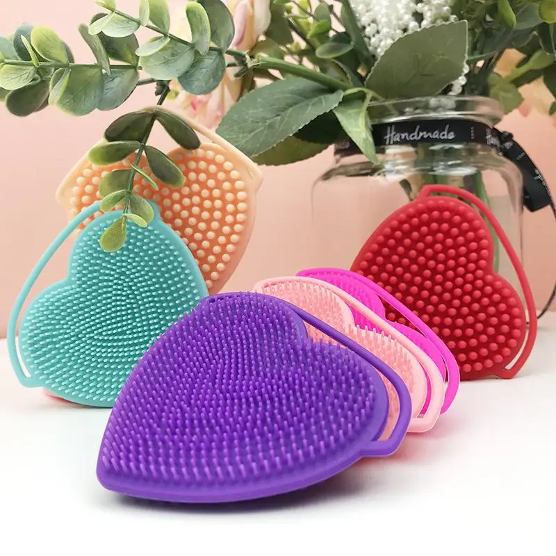 Cepillo de limpieza suave, cepillo de belleza exfoliante portátil, cepillo Facial de silicona en forma de corazón, cepillo colgante de rascador de doble cara