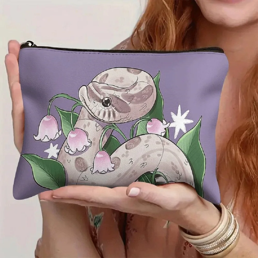 1 Lavender-Colored Armadillo Snake with Pecan Pattern Makeup Bag - Jewelry Storage Bag, Perfect Travel Zipper Storage Bag, Fun Birthday Gift