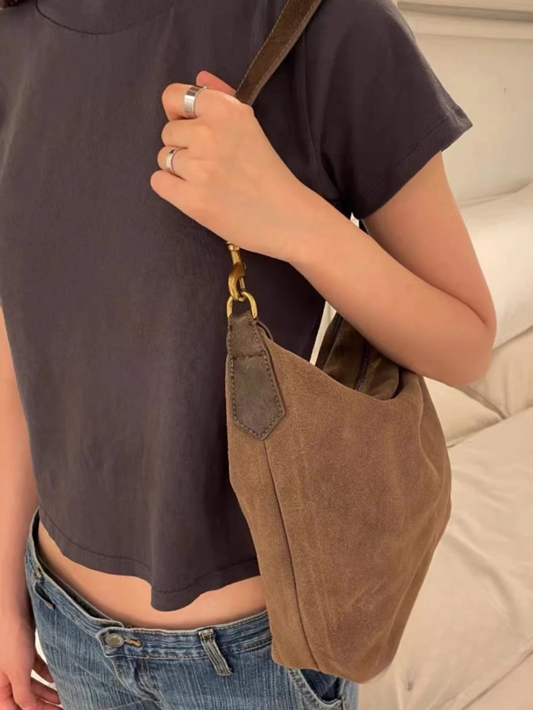 American Vintage Suede Shoulder Bag Four Season High Quality Ladies Bags Girl School Style High Street Fashion Handbags 2023