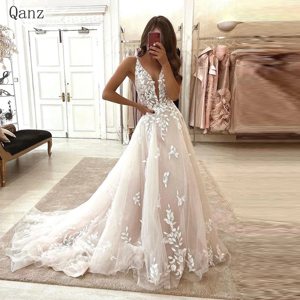 

Qanz A-line Tulle Tail Wedding Dresses Deep V-Neck Straps Lace Appliques Lace-up Back Robe De Mariée Customised Vestido De Noiva