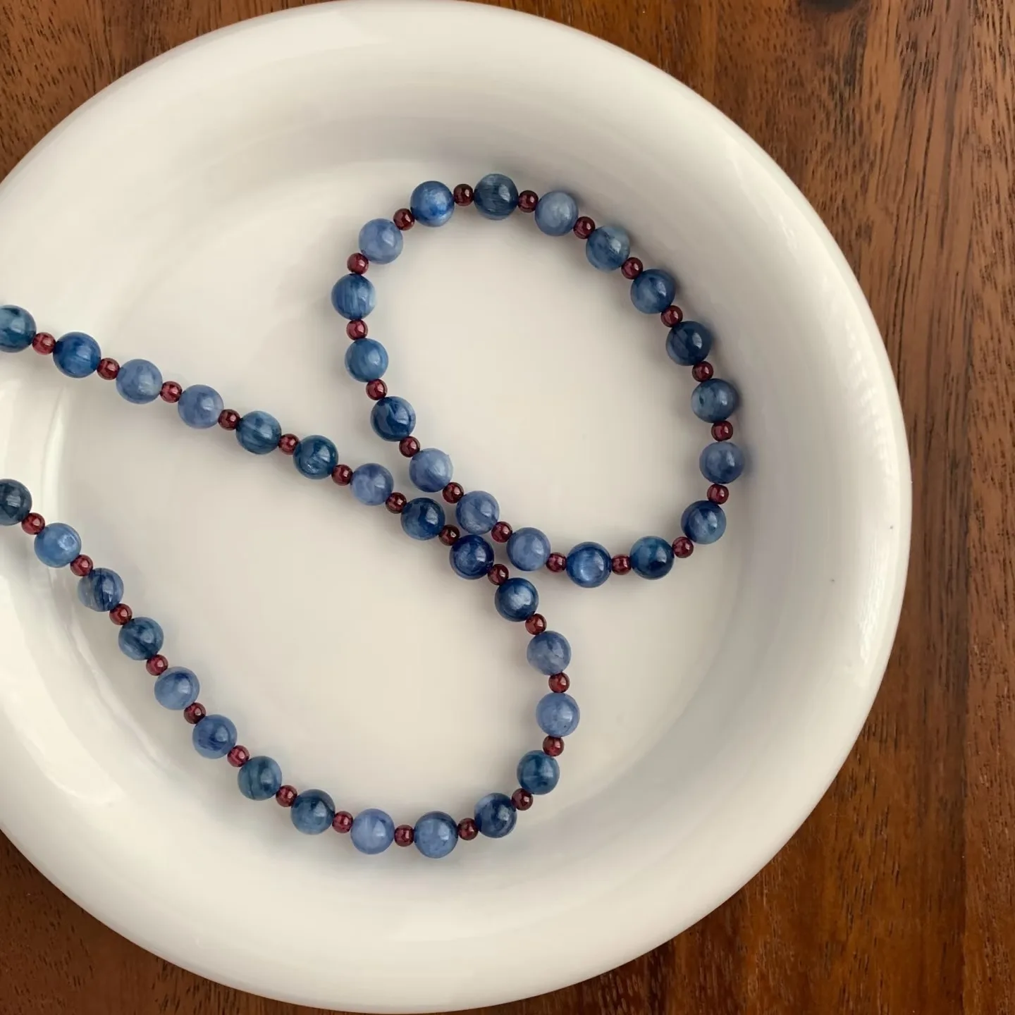 Blue Stone Beads Choker Necklace for Women Minimalist Jewelry Elegant Bracelet Accessory Fashionable and Exquisite