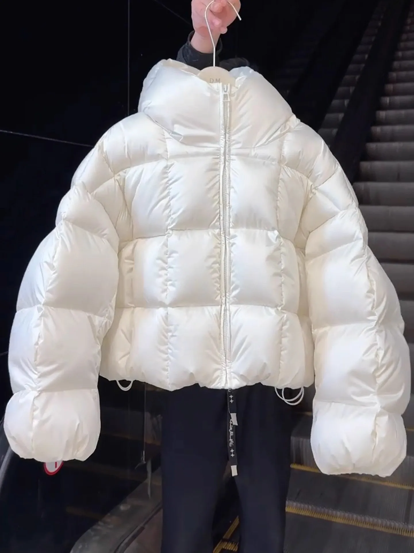 Trendy Thickened Short Cotton Jacket Women's Winter Outerwear Unique Super Beautiful Hooded Coat Korean Style Loose Fit