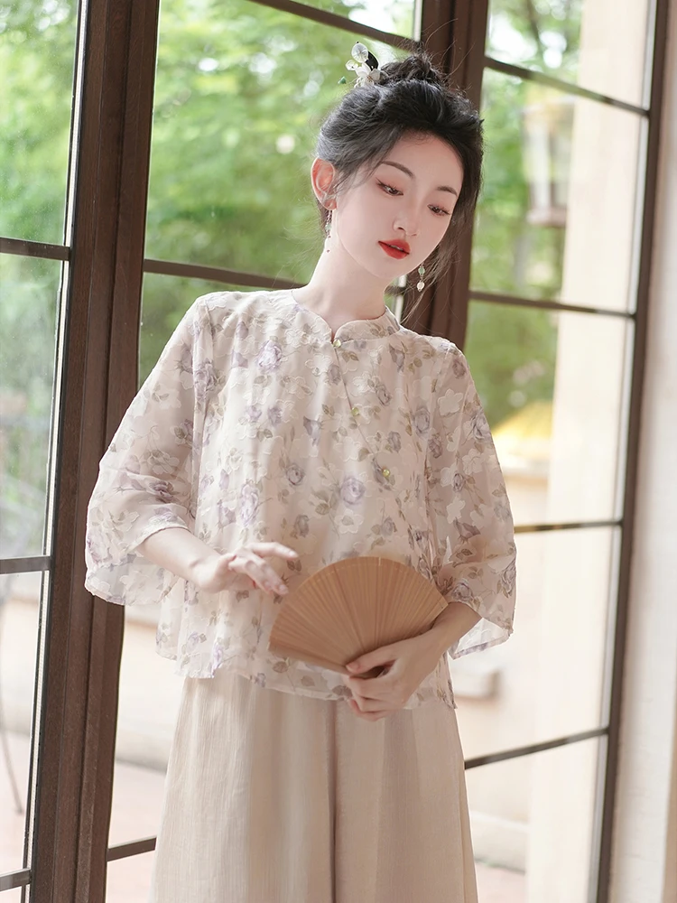 

Ele ort-Sved irt Chinese Sle Floral Embroidery Thin Stand Collar Age-Defng Design Summer New Arrival Women's F...