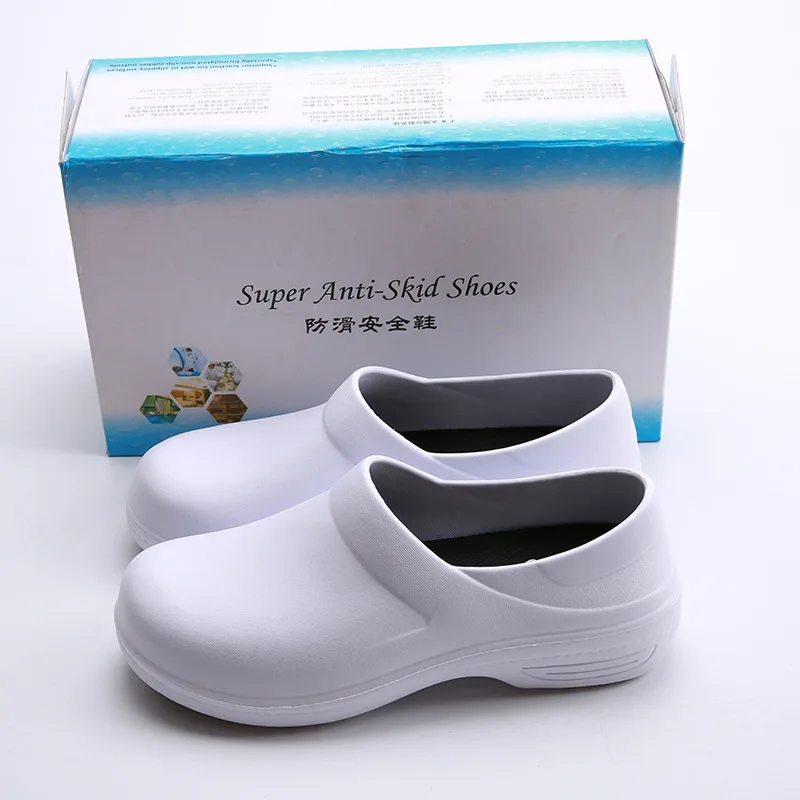 Food factory waterproof  oil-resistant safety shoes labor insurance shoes, white breathable EVA non-slip kitchen chef shoes