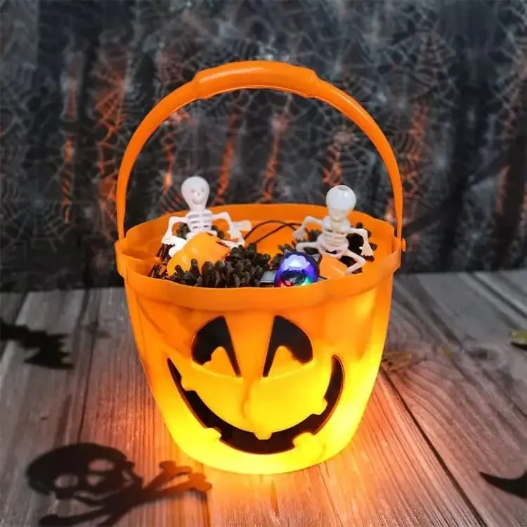 Halloween Party Decor Kid Jack O Lantern Trick or Treat Pail Light Up Halloween Pumpkin Bucket Orange LED Handle Basket Game Toy