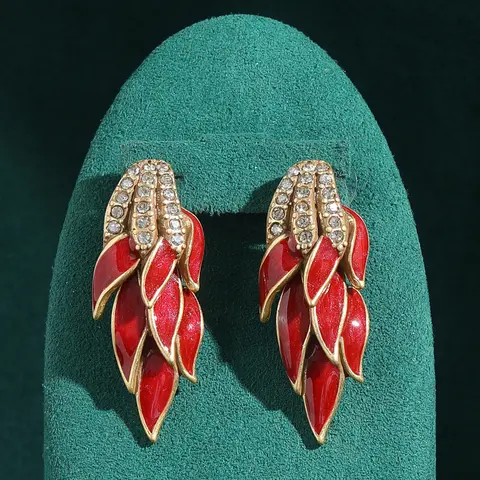 Vintage Long Natural Stone Red Feather Drop Earrings Women Pendant Antique Gold Plated New Trends 2026 Party Jewelry Accessories