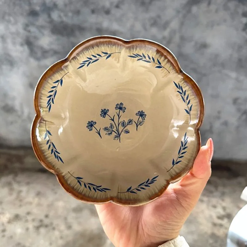 1PC/6 Inch Flower Shaped Ceramic Plate Home Vegetable Dishes Living Room Snacks Fruit Plate Ceramic Salad Bowl Kitchen Tableware