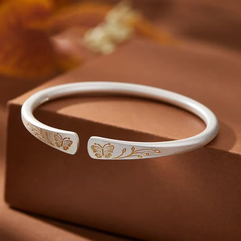 Retro Matte Ancient Craft Silver Bangle Gilded Butterfly & Twig Pattern Open Cuff Oriental Fashion Jewelry For Her