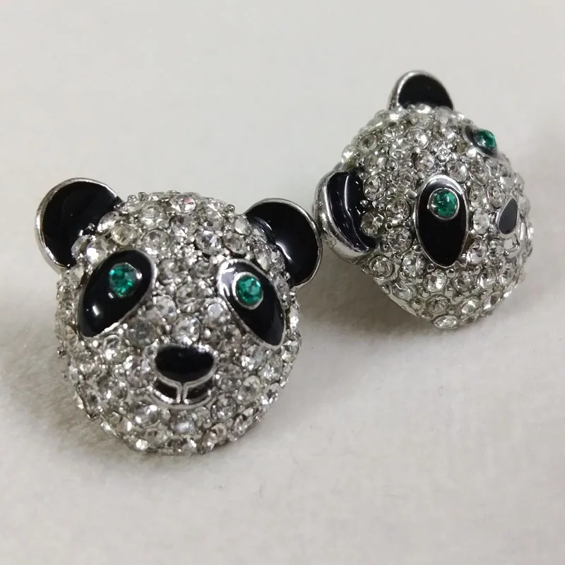 Women's Pretty Alloy Crystal Swan Panda Snake Peacock Stud Earrings for Evening Party Wedding Anniversary Delicate Gift
