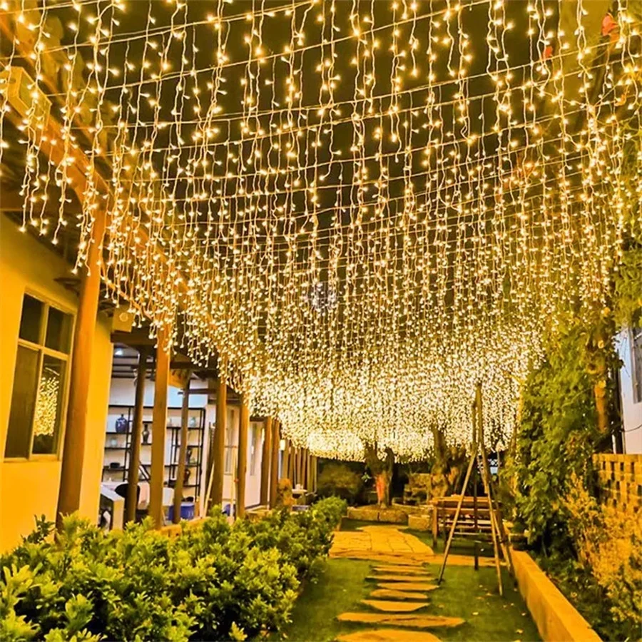 10-100M Luci del ghiacciolo di Natale Luci della stringa del ghiacciolo all'aperto 8 modalità Finestra Fata Luce della tenda per grondaia Decorazione del giardino di nozze