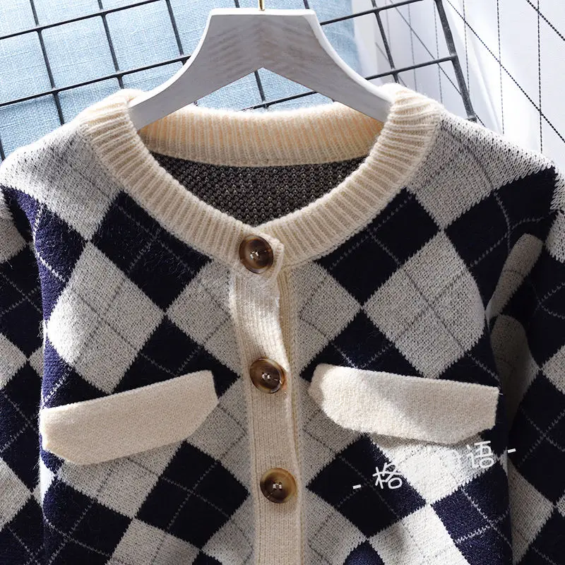 Women Vintage Classic Argyle Chic Single Breasted Outewear Knitted Cardigan Y2K Casual Round Neck Long Sleeve Loose Sweater Coat