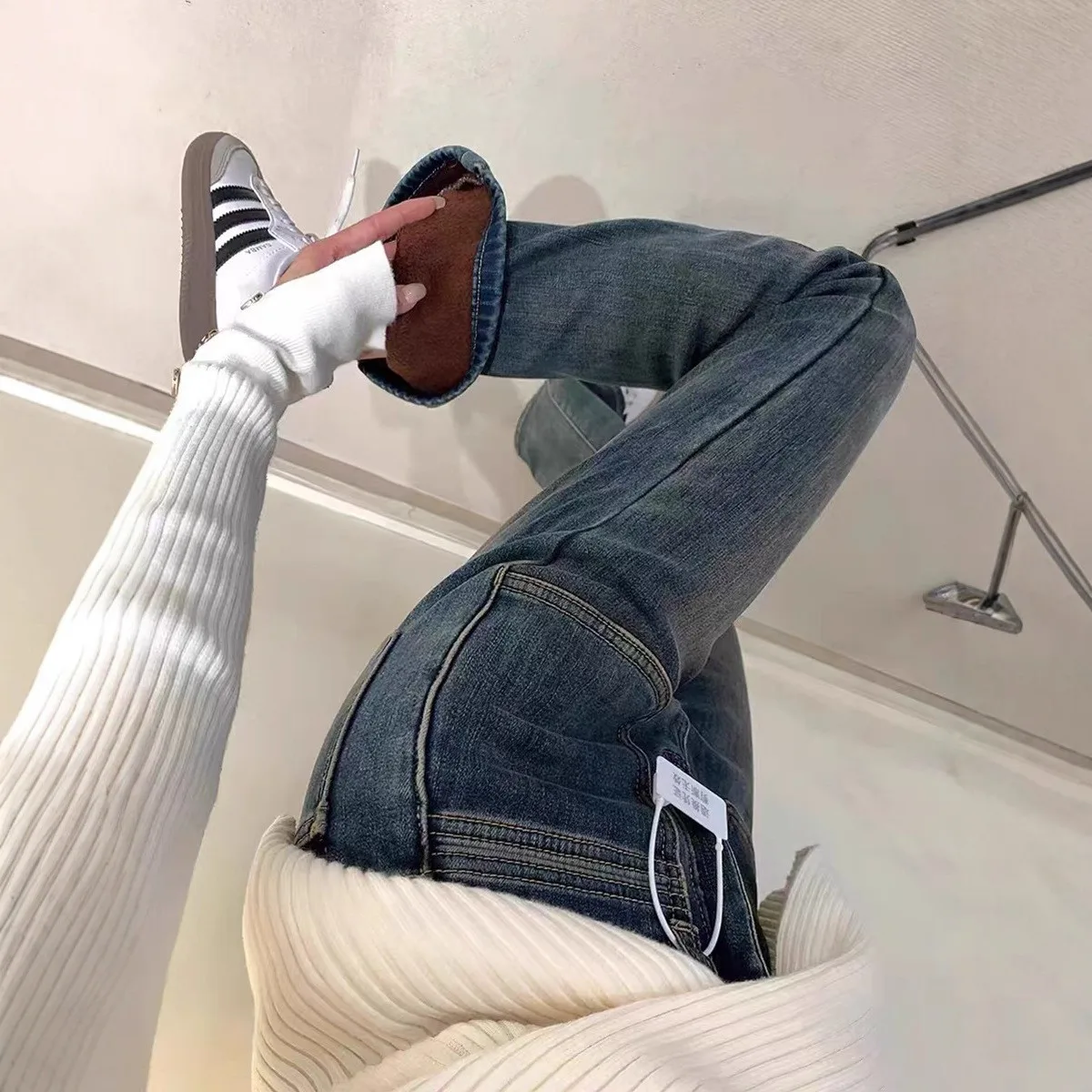 High Waist Fleece Lined Thickened Micro Flared Jeans Women's Loose Fit Straight Leg Floor Length Pants Casual Style Winter Wear