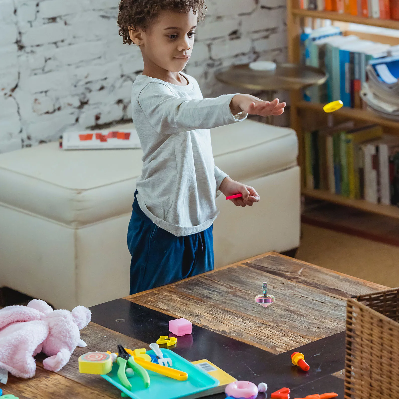 Mini giroscópio de metal, top giratório de liga para adultos e crianças, alívio do estresse, jogo educacional de mesa, tempo mais de 3