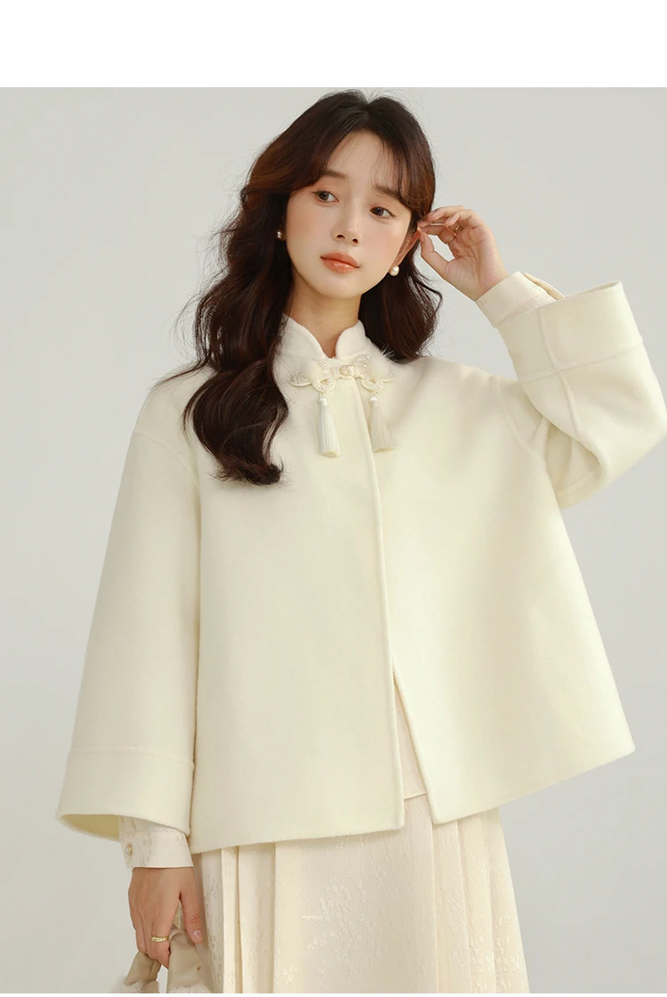 Elegant Wool Cape Coat Short Loose Outerwear Women New Chinese Style Cloak with Beaded Button Warm Double-Faced Winter Jacket