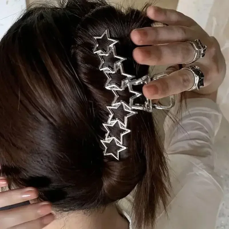 Silver Hollow Out Star Hair Claws Sweet Pentagram Heart Y2K Cool Girls Charm Trend Hair Clip Women Aesthetics Hair Accessories