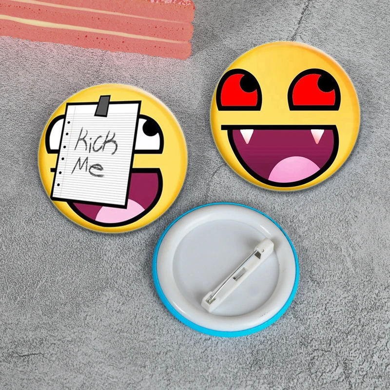 58/44/32 مللي متر الإبداعية ملحمة الوجه شارة لينة زر دبوس مضحك ملحمة الوجه ميمي بروش ل طوق ظهره قبعة الديكور الهدايا #2