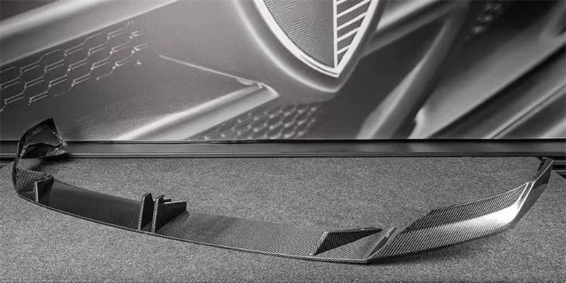 لسيارات BMW G07 X7 2023 2024 2025 ReaI ألياف الكربون الجبهة حافة مصد السيارة الأمامية مدخل هواء مصبغة سبويلر عدة