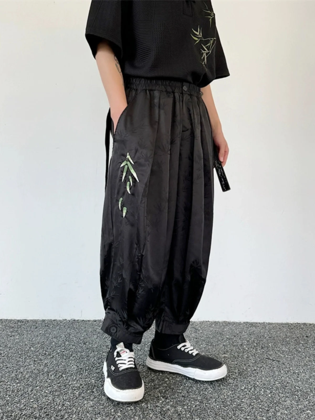 

Новые летние мужские брюки-фонарики в стиле Харлан с вышивкой, укороченные, с китайским дизайном, на пуговицах, повседневные, модные