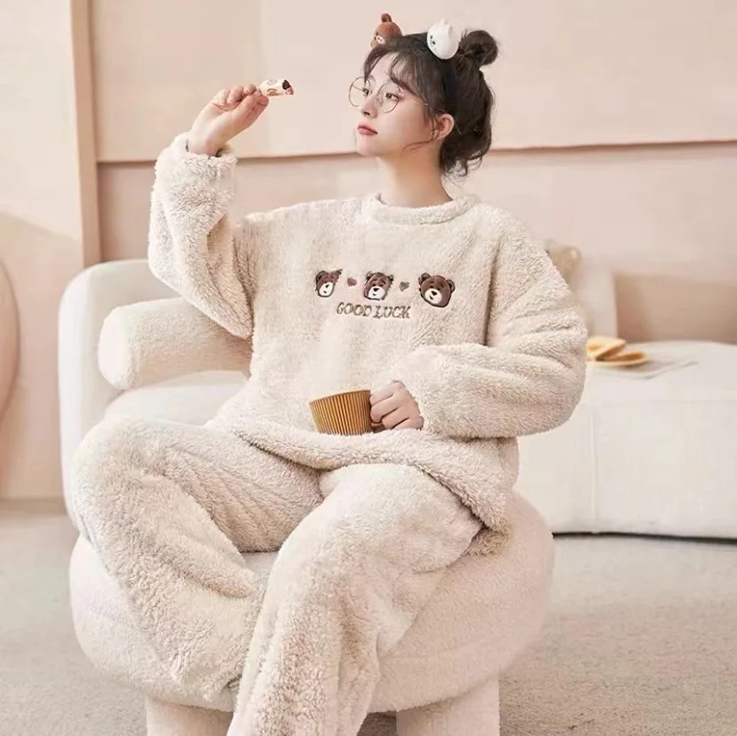 

Women Autumn Winter Flannel Pajamas Thickened Fleece Lined Warmth with Adorable Cartoon Bear Design Lady Long Sleeve Pullover