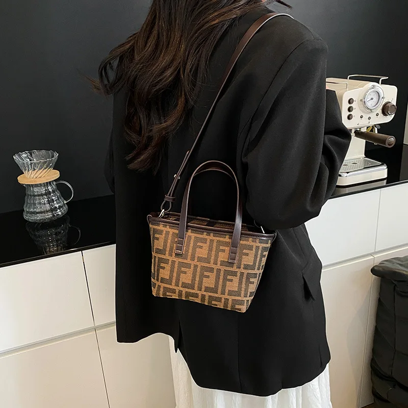 

2025 Large Tote Bag Women - Stylish Crossbody Shoulder Bag for Work & Travel, Spacious Casual Purse