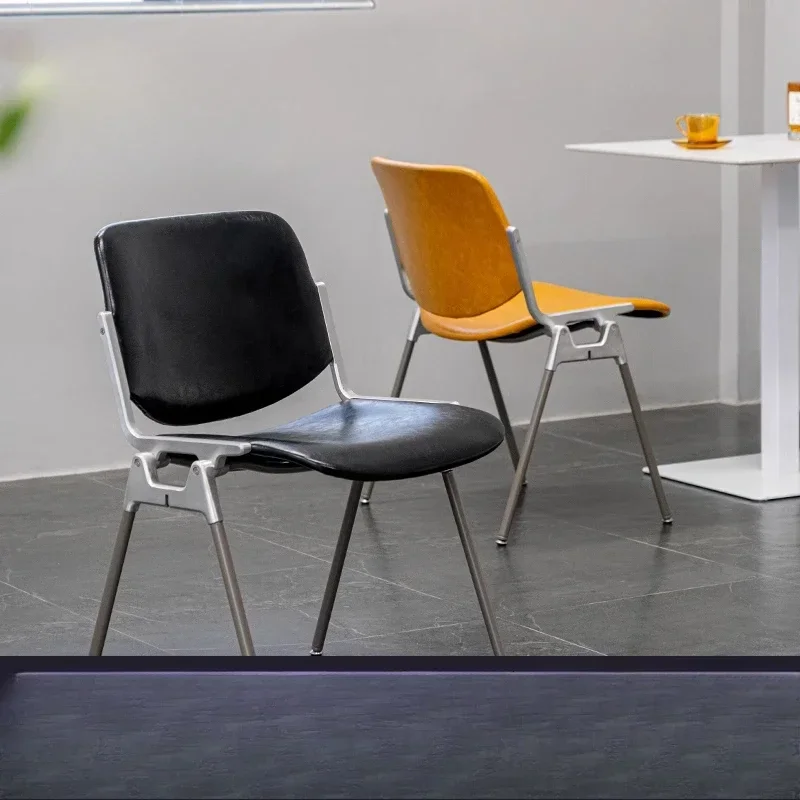 كرسي طعام من العصور الوسطى خفيف فاخر على الإنترنت كرسي خلفي للمشاهير مقعد من الحديد المطاوع كرسي تفاوض بسيط للمقهى المنزلي #2