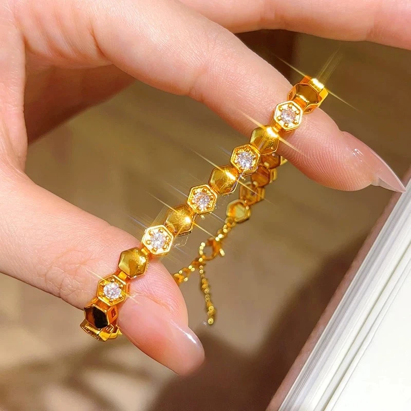 

Fashion18 Kt Gold Color Honeycomb Geometry Zircon Bracelet Bangle for Women Girl Shiny Bracelets Bangle Jewelry Gifts Not Fade