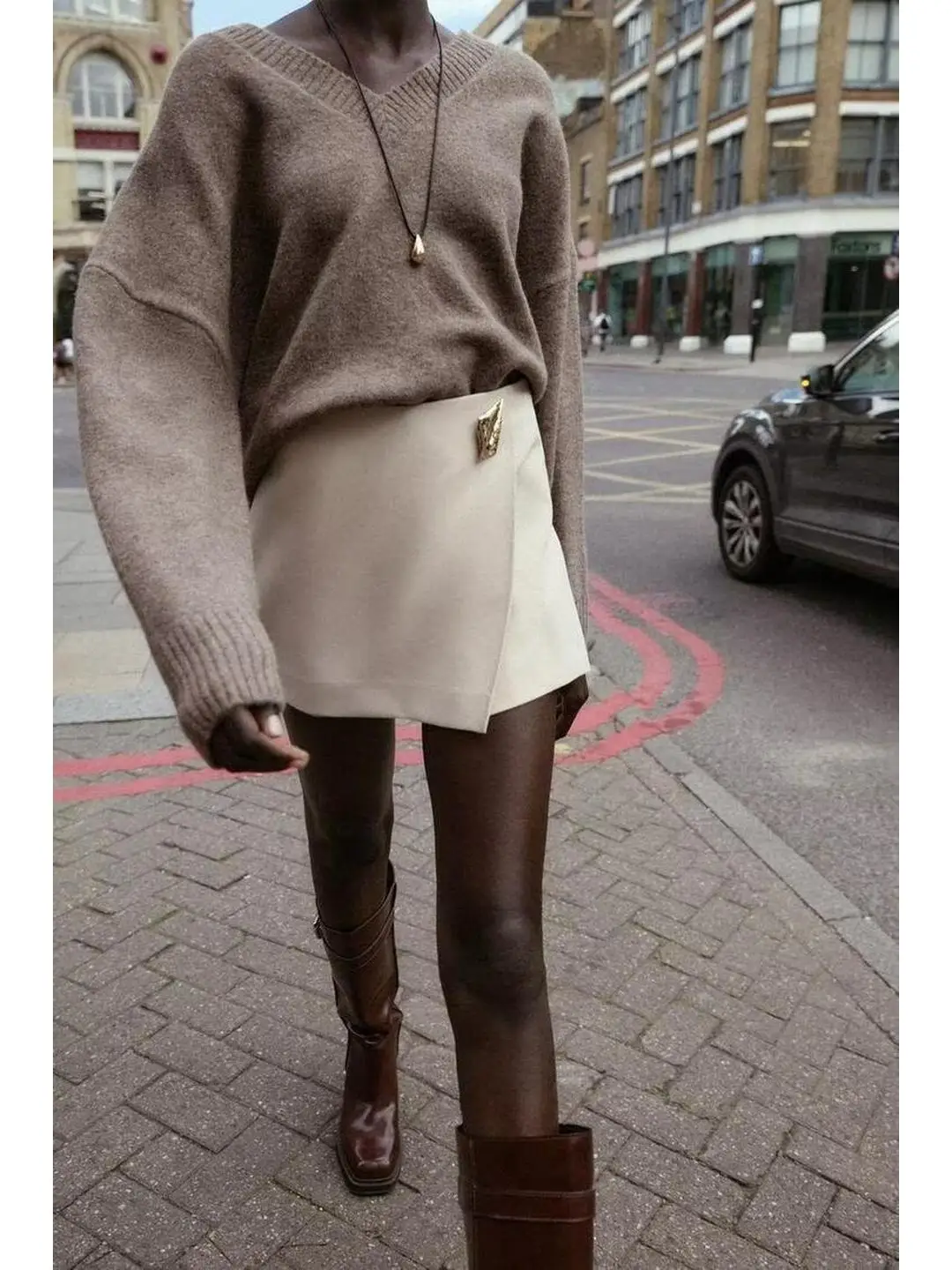 

Мягкий трикотаж V-Ne, свободный повседневный ранний осенний полосатый узор Fem Faion, удобная внутренняя одежда большого размера со склада