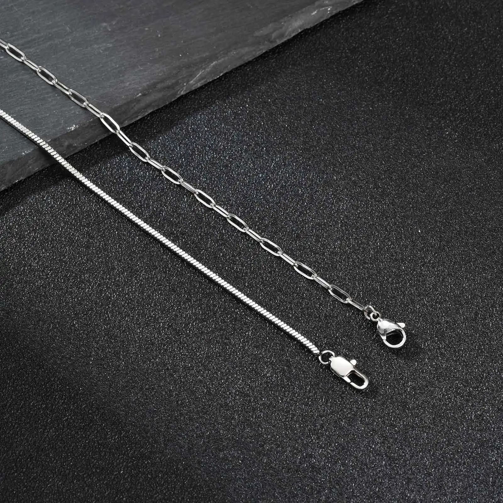 2 Stück Büroklammer-Kettenarmband für Männer, nie verblassende silberfarbene dünne Kettenarmbänder, einfache klassische Ketten als Geschenk – Detail 3