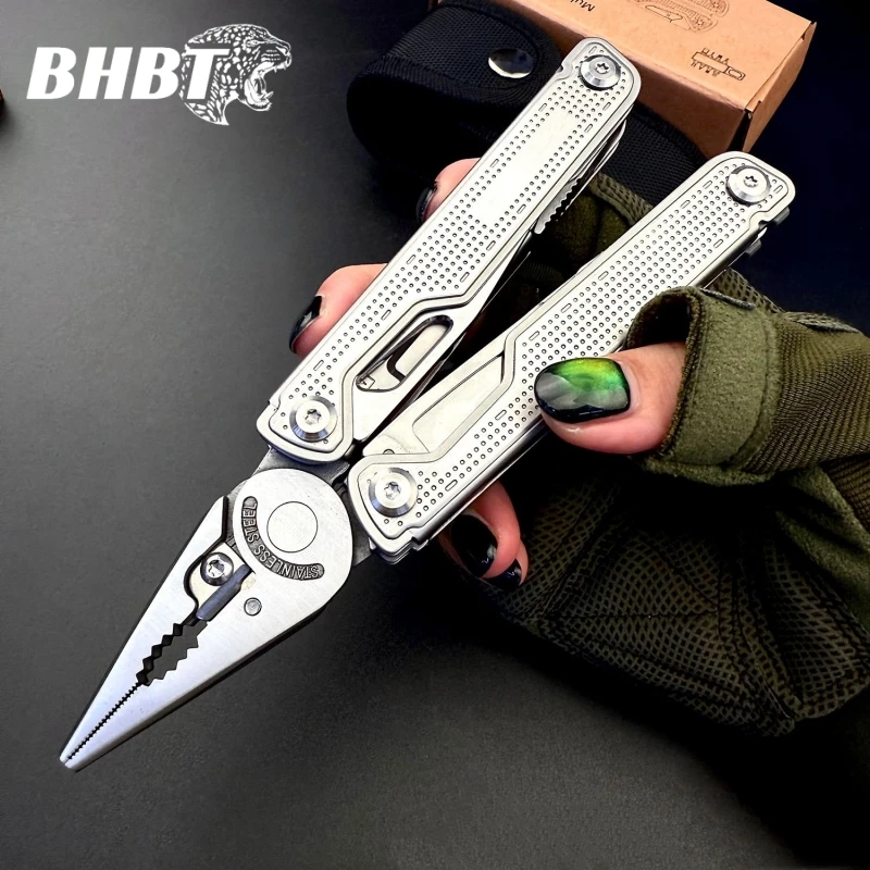 คีมอเนกประสงค์ NEW BHBT 25-in-1 มีดพกพาสำหรับฉุกเฉิน กระเป๋าเป้กลางแจ้ง อุปกรณ์เอาตัวรอดสำหรับตั้งแคมป์ เครื่องมืออเนกประสงค์แบบพกพา ของขวัญ