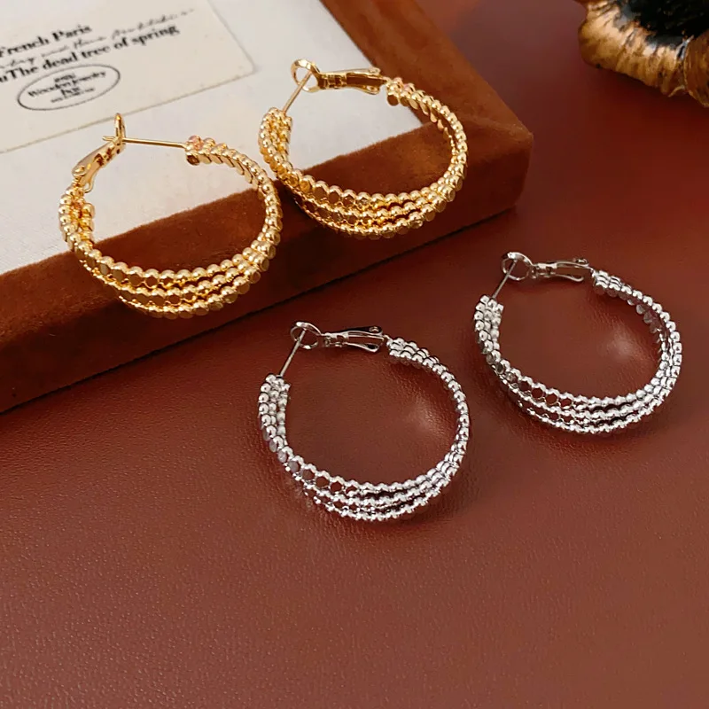 ใหม่สามชั้น Twist โลหะ Drop ต่างหูสําหรับผู้หญิง Vintage โลหะรอบวงกลม Dangle Hoop ต่างหูเครื่องประดับยุโรป