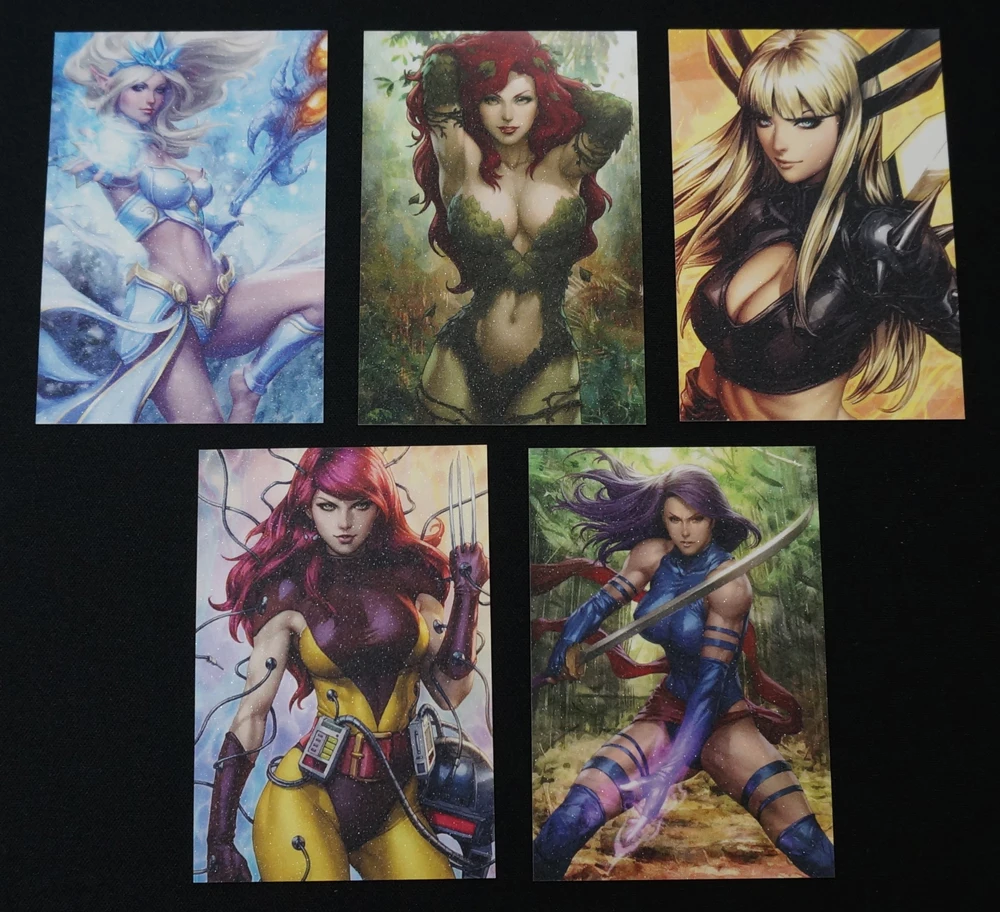 20pcs/set Female Super Hero Villain Character Cards Poison Ivy Harley Quinn Sexy Heroine Shiny Frosted Anti-Scratches Paper Card