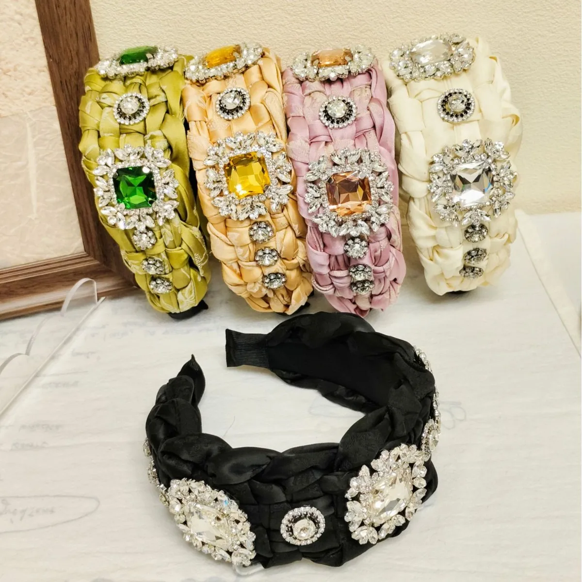 Hanfeng Heavy Industry Light Luxury Wide Edge Headband Weaving Retro Premium Feeling Headband Covering White Hair Card Going Out