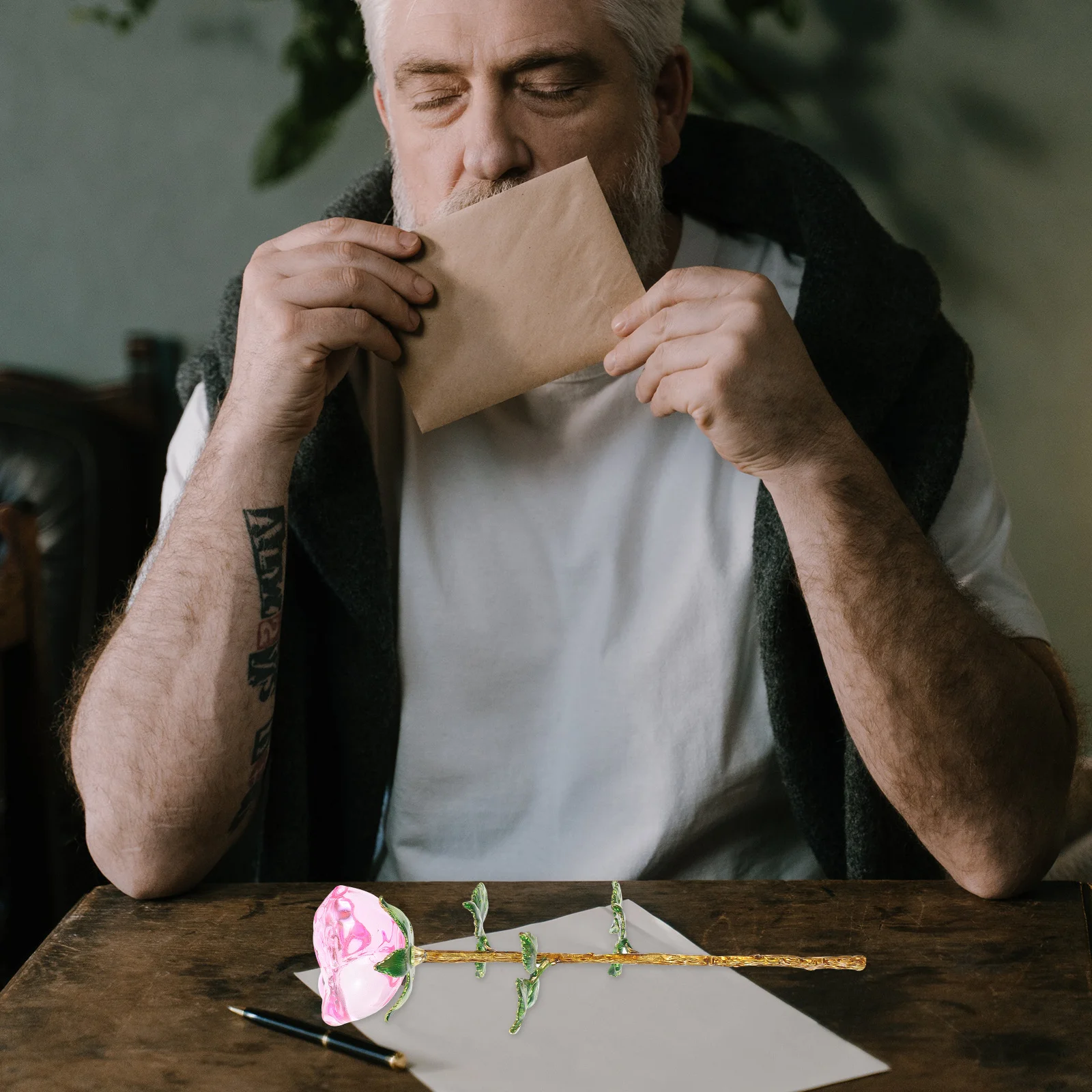 

Exquisite Artificial Glass Rose Bouquet Simulation Rose DIY Decorative Flower Arrangement Home Office Window Shop Display