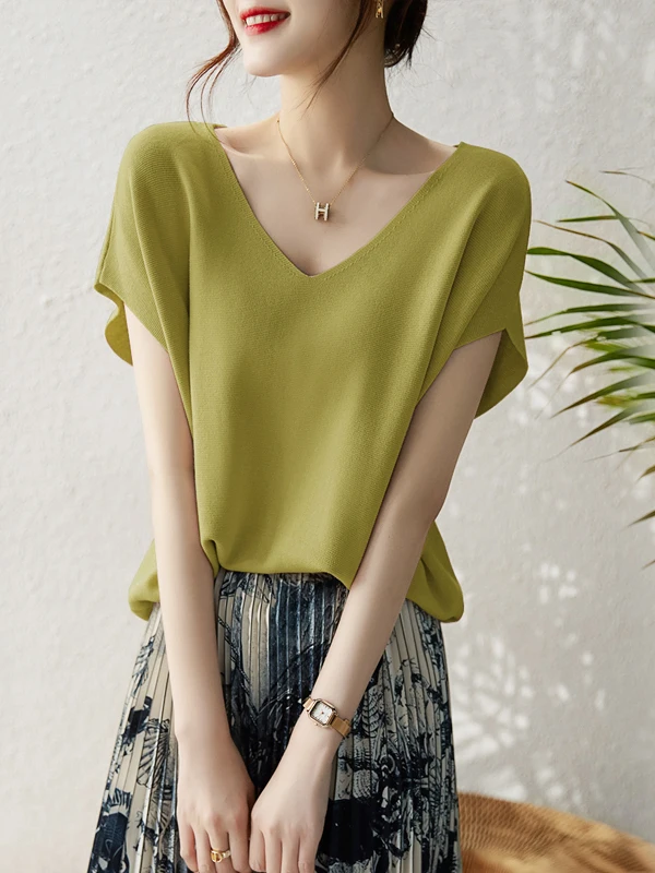 Outlet Thin Batwing Sve Ice Silk Knitted V-ne ort Sve T-irt Women's Faionable Casual Sle Loose Fit Knitwear