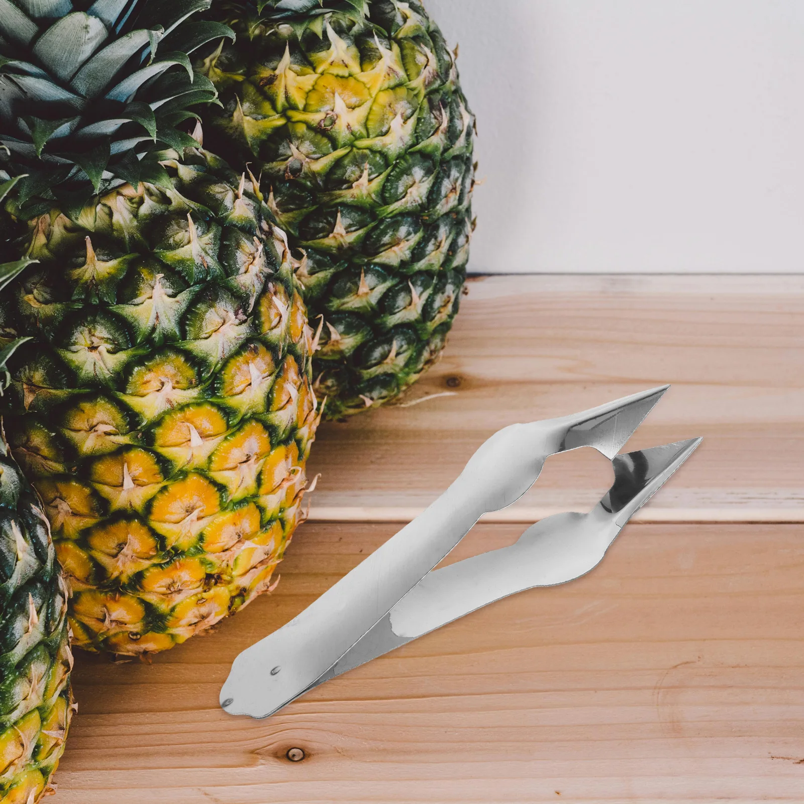 

Pineapple Peeler Stainless Steel Cutter Eye remover Kitchen Veggie Tool Fruit Gadget Easy Practical Clip Design Remove Seeds