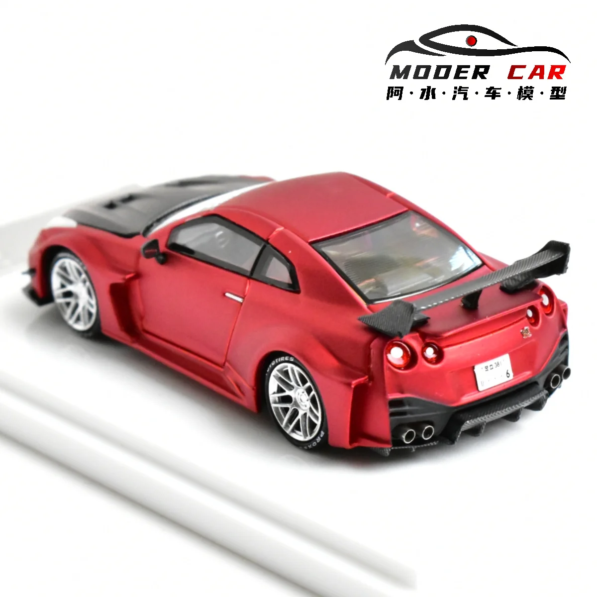 

Памятье под давлением модели автомобиля Demon King 1:64 GTR R35