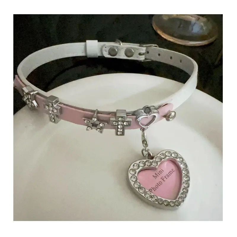 

Sweet and Cool Babes Punk Leather Items Women's Circle Subculture Millennial Niche Stars Love Necklace Tide