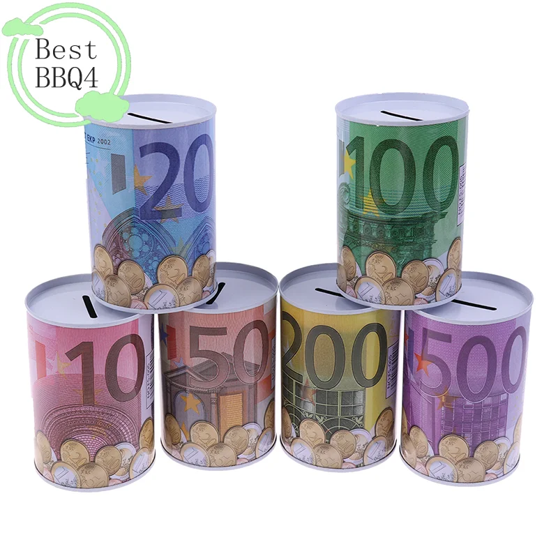 (BBQ4)1PC Creative Tinplate Cylinder Piggy Bank Euro Dollar Picture Box Household Saving Money Box Home Decoration Money Box
