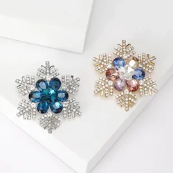 Trendy Crystal Snowflake Brooches for Women Unisex Christmas Pins 2-color Available Banquet Party Accessories Gifts
