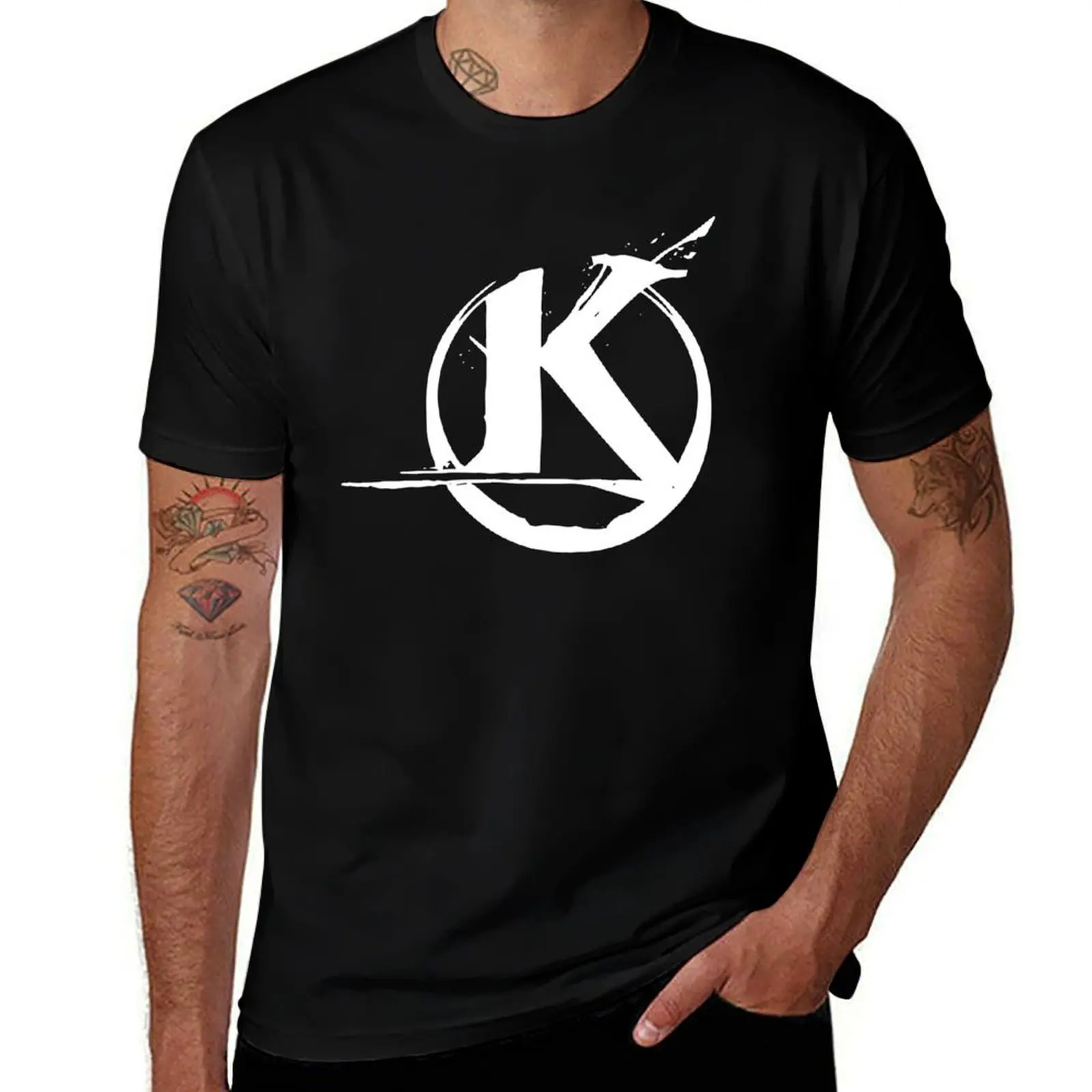 

kaamelott logo T-Shirt man tshirt mens graphic t shirts t shirts for man graphic funny T-Shirt