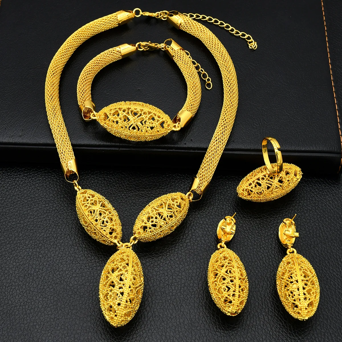 

Amazing african jewelry set chain women Nigerian wedding Copper Alloy necklace earring Indian jewelry sets SP -052271