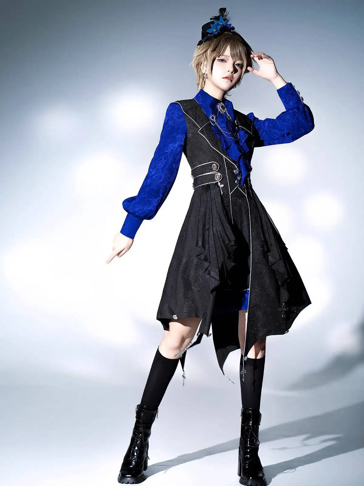 

New Lolita Halloween Gender-neutral Style Courtly Knight Costume Wangzi Costume Youthful Fiesta Carnival Halloween Cos Cosplay