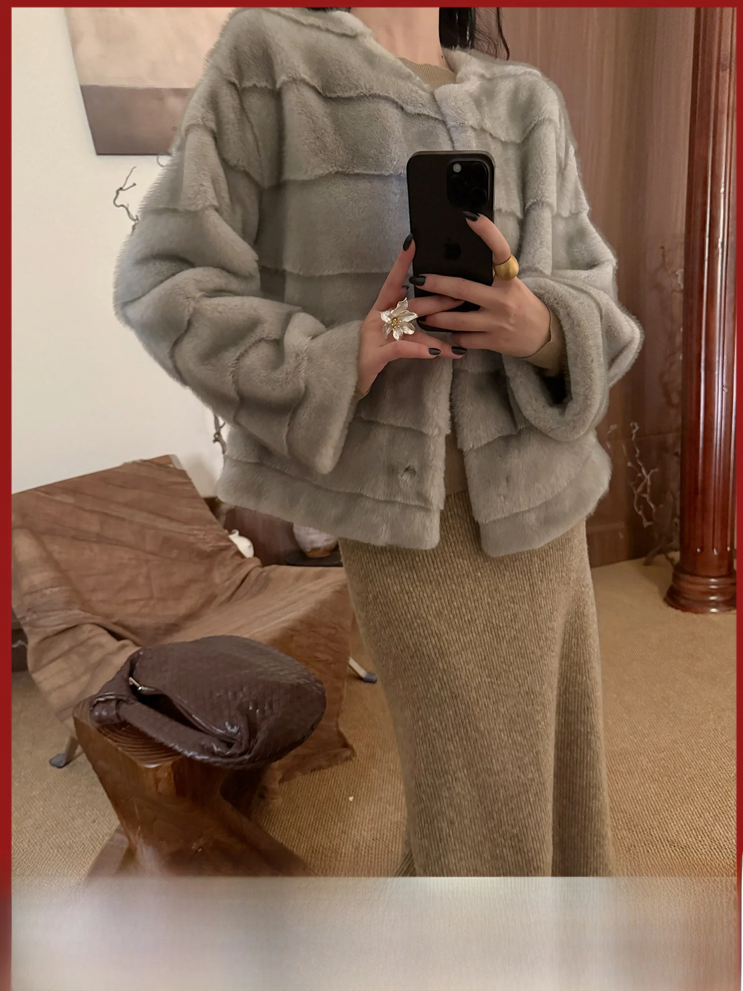 

Ограниченное предложение: Женское меховое пальто с длинными рукавами, версия Stand Version, без дефектов, гарантия качества, молодежный стиль, весенняя коллекция.