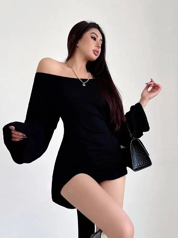 تي شيرت فضفاض بكتف واحد وأكمام طويلة للنساء بتصميم كسول لخريف وشتاء 2024 فستان علوي أنيق بحزام الخصر SGZ9